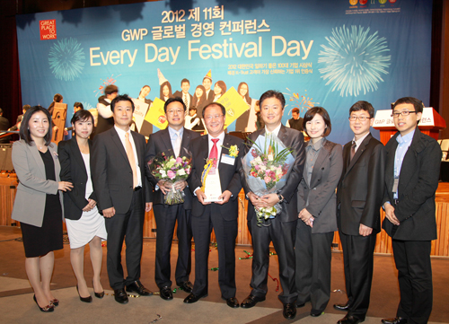 ▲두산인프라코어가한국에서일하기좋은100대기업으로선정됐다.