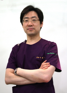 ▲이규호모아름모발이식센터원장