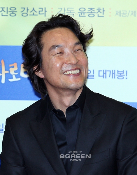 ▲배우한석규가27일영화'파파로티'언론/배급시사회에참석해영화를통해꿈을이뤘다고밝혔다.