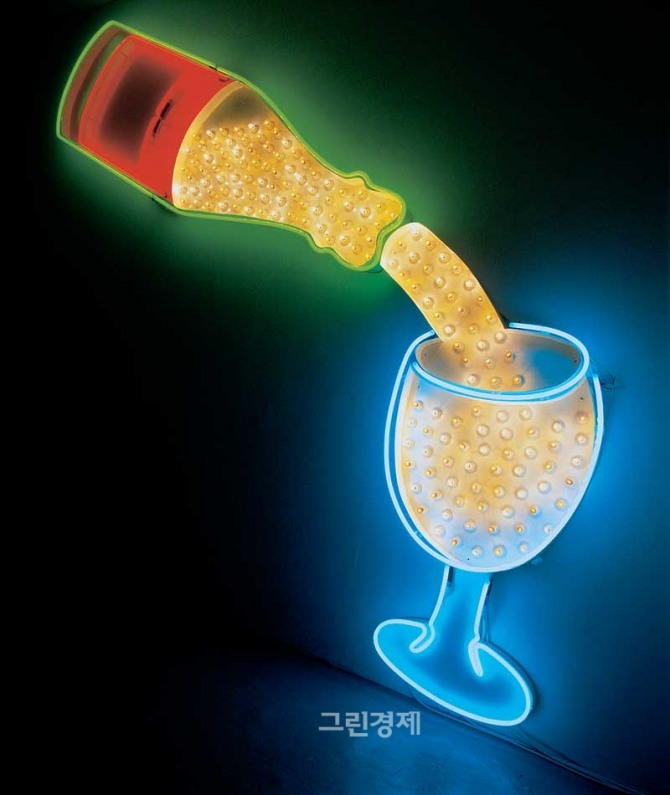 ▲팀노블&수웹스터작과잉의달콤한향THESWEETSMELLOFEXCESS,1998