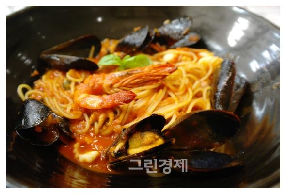 ▲rouxblond대신구운양파를이용한토마토소스