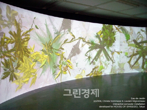 ▲크리스타소머러&로랑미노뇨작물의정원(EaudeJardin),2004