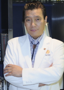 ▲김중한좋은얼굴삼풍치과원장