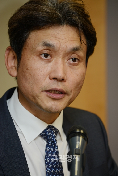 ▲변재완SK최고기술경영자겸한국3D프린팅협회장▲박창일건양대학교의무부총장겸의료원장▲정남식연세대학교의무부총장겸의료원장