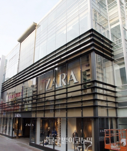 ▲세계적인스페인패션브랜드자라(ZARA)의대구점.동성로에위치한자라대구점은한국진출이후지방에서연첫매장이다.