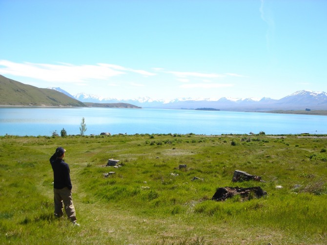 마운틴 쿡이 바라다보이는 호수