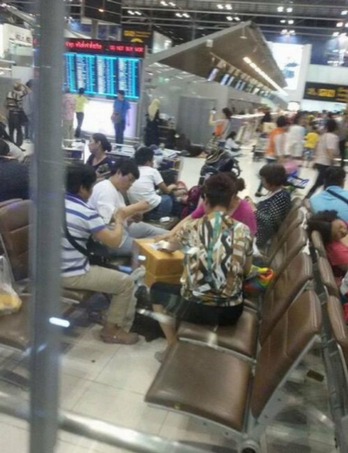 극성스런 중국 아줌마 부대의 해외관광 추태에 대한 비난의 소리가 많다.
