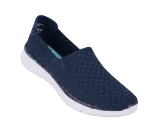 우븐 네이비/ 사진=스케쳐스 제공