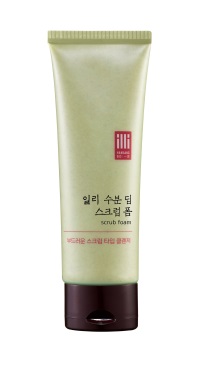 일리 ‘수분 딥 스크럽 폼’