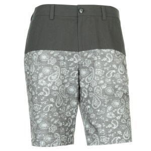 페이즐리 프린트 숏팬츠/ 사진=와이드앵글 제공