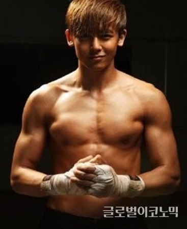 닉쿤 / 사진=온라인 커뮤니티