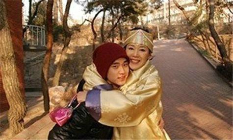 김수현 / 사진=온라인 커뮤니티