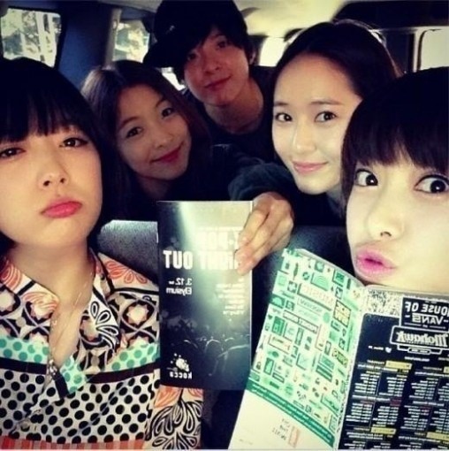 설리, 루나, 엠버, 크리스탈, 빅토리아 / 사진=엠버 SNS