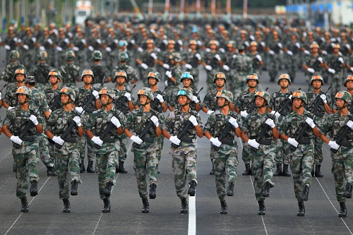 미국은 중국처럼 열병식을 하지 않을 것이라고  국방부 대변인이 발표했다.  그 이유는? 