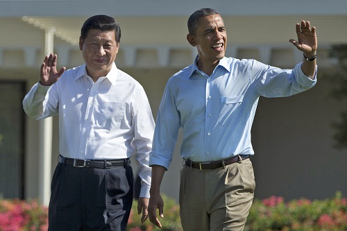 시진핑 중국주석과 오바마 미국 대통려의 한미 정상회담이 25일 열린다.  두 정상의 노타이 모습. 