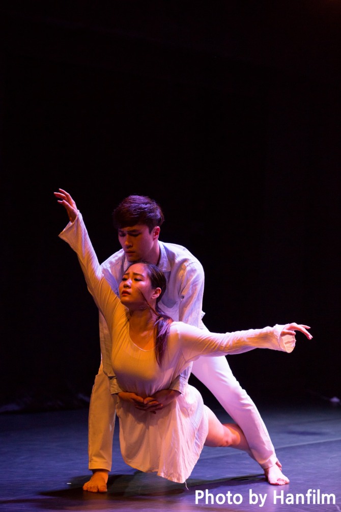 강희진 안무의 '또 다른 코드'