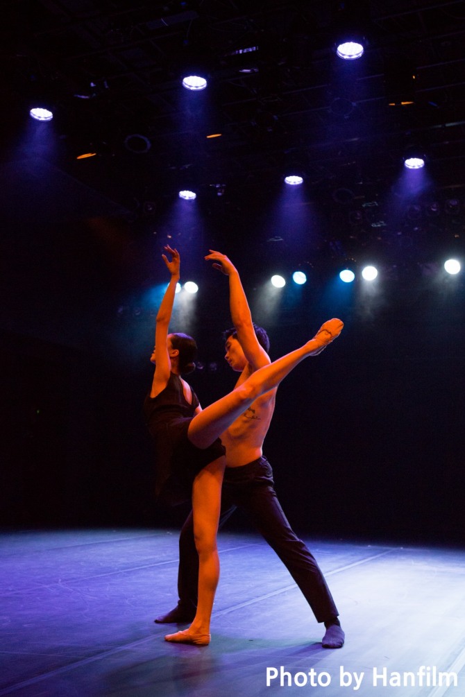 박지영 안무의 '온전히 그대로'