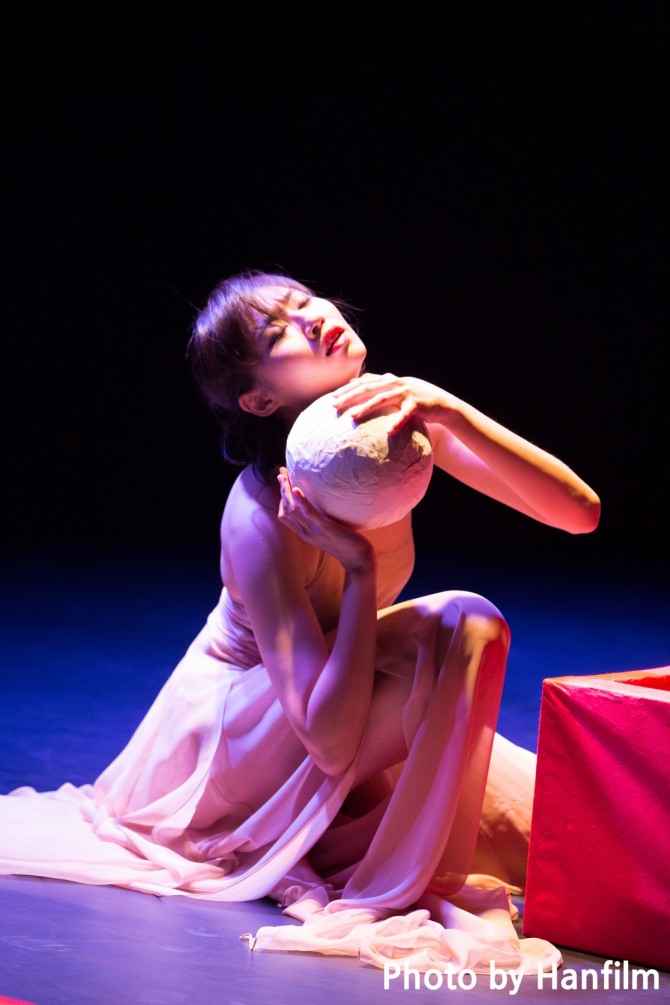 최민경 안무의 '방하심'