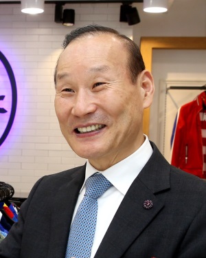 최병오 패션그룹형지 회장