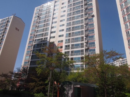 경기 용인시 기흥구 마북동 630 교동마을 현대홈타운/사진=지지옥션 제공