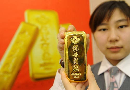 국제 금 시세가 연일 폭락하고 있다. 재닛 옐런 미 연준 의장의 12월 금리인상 선전 포고도 금 가격 하락에 한몫했다.   