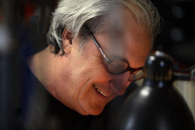 쥬얼리에 건축적 구조를 담아 모형조각가로 불리는 쟘파올로 바베또