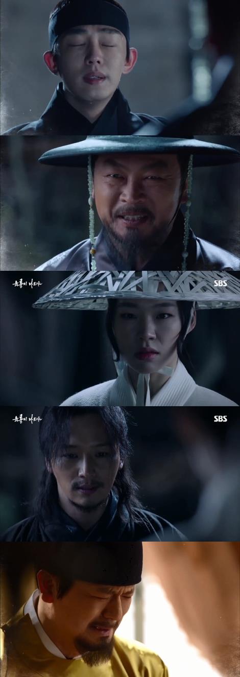 2일 방송되는 SBS 월화극 '육룡이 나르샤' 36화에서 이방원(유아인)은 정몽주(김의성)와 선죽교에서 맞서고, 이방지(변요한)는 척사광(한예리)과 한판 붙는다./사진=SBS 방송 캡처