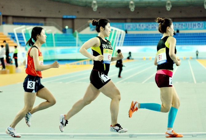 대구광역시가 725억원을 들여 완공한 육상진흥센터. 하루 이용자가 60여명에 불과하지만 연간 운영비는 12억원이나 소요된다.