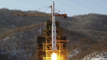 북한 장거리 로켓 발사.