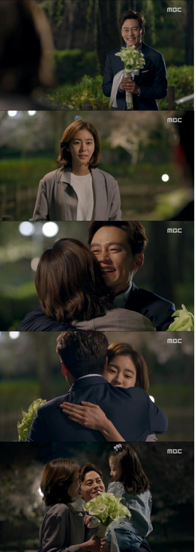 17일 밤 방송된 MBC 주말드라마 '결혼계약'에서 한지훈(이서진)이 자신이 가진 모든 것을 내려 놓고 뇌종양으로 투병하는 혜수(유이) 앞에 꽃다발을 들고 나타났다./사진=MBC 방송 캡처