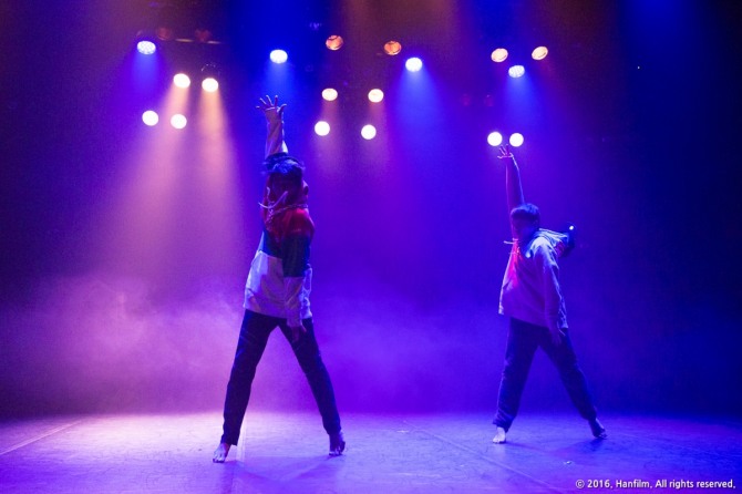 정명훈 안무의 '블루 진, Blue jeans'