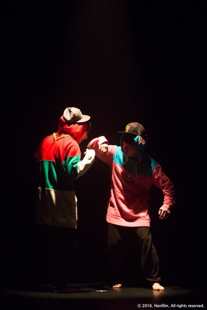 정명훈 안무의 '블루 진, Blue jeans'