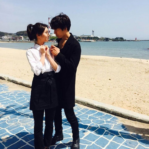 '딴따라'에서 신석호 역의 지성(오른쪽)과 정그린 역의 혜리/사진=혜리 인스타그램 캡처