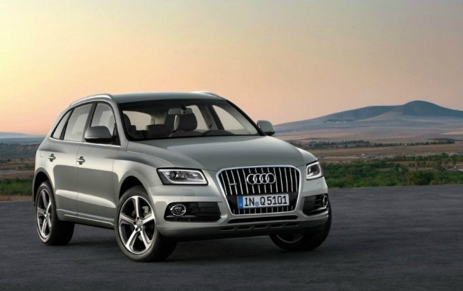 아우디 Q5.