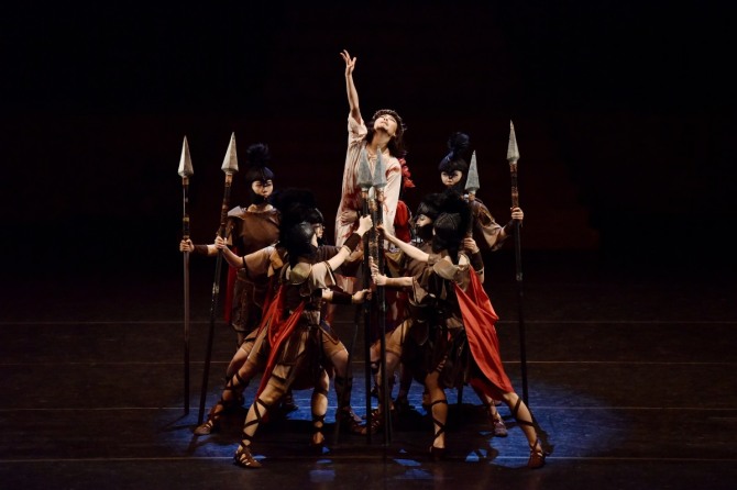 신은경 안무·최영환 연출의 2016 '메시아'