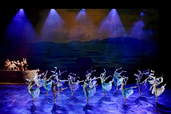 신은경 안무·최영환 연출의 2016 '메시아'