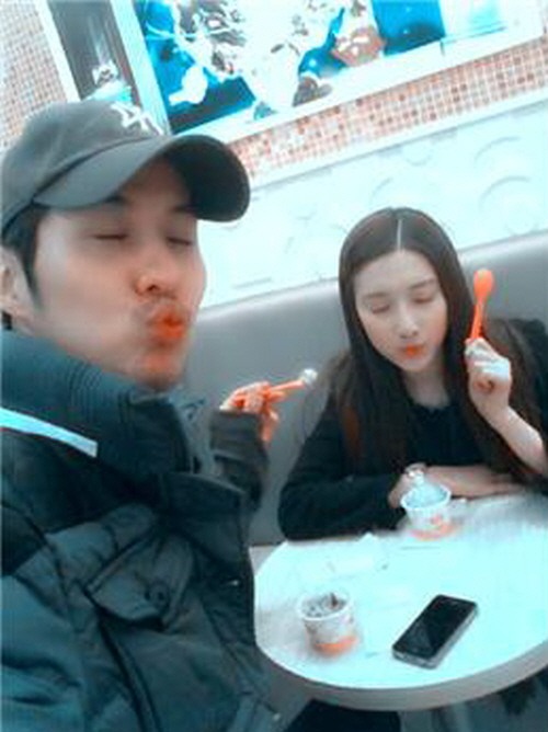 또 오해영’에서 ‘이진상’ 역을 맡아 배우 예지원(박수경 역)과 호흡을 맞추며 시청자들의 관심을 모으고 있는 배우 김지석이 과거 배우 주다영과 함께 찍은 사진이 재조명 받고 있다./사진=주다영 SNS