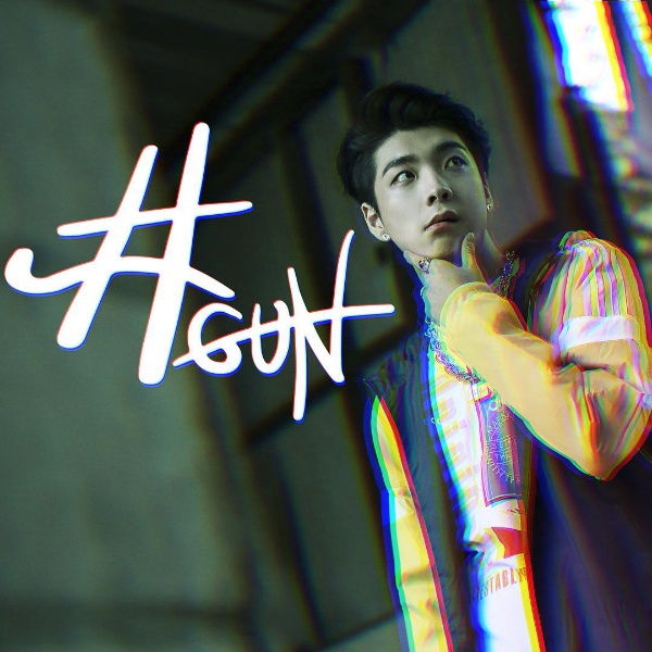 Mnet '쇼 미 더 머니 시즌5'에서 최초로 TOP6에 꼽혔던 샵건이 오는 28일 첫 디지털 싱글 앨범 '비프'(Beep)를 공개한다./사진= 인스타그램 캡처