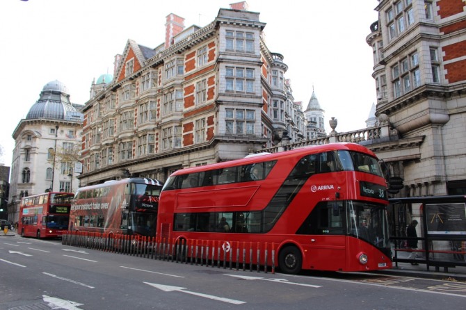 영국의 유럽연합(EU) 탈퇴 결정으로 영국 내 관광산업이 뜻밖의 호황을 누리고 있다. 사진은 영국 런던 거리의 모습. / 사진 = 조은주 기자 