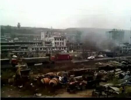 산시성 위린시 한 건물에서 발생한 강력한 폭발사고로 아수라장이 된 비극적인 현장. /사진=웨이보