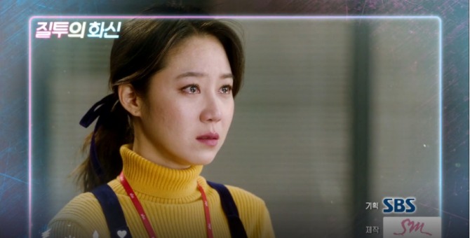 [수목드라마] '질투의 화신' 조정석♥공효진 결말은 새드엔딩? 정말 사랑하기 때문에… (22회 예고, 시청률 현황) - 수목드라마 ‘질투의 화신’ 에서는 조정석, 공효진, 고경표, 이미숙, 이성재, 박지영, 서지혜, 문가영, 김정현, 안우연, 서유리, 김예원, 박정수, 윤다훈, 최화정, 박성훈, 권해효, 정상훈, 박환희, 서은수, 설우형, 서현석, 배해선, 박진주 등의 배우가 출연한다./사진=SBS 방송캡처