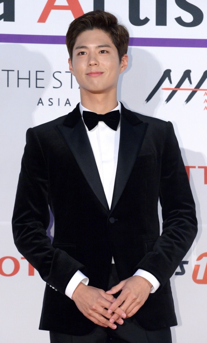 박보검이 16일 개최된' 2016 아시아 아티스트 어워즈'에서 베스트스타상과 아시아스타상을 수상했다./사진= 뉴시스