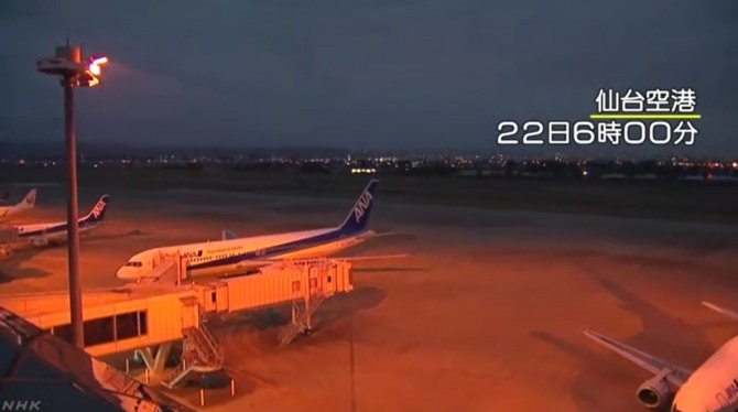 규모 7.3 강진이 발생한 직후 후쿠시마 인근 센다이 공항 모습 / 사진=NHK 화면 캡쳐