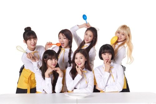 오마이걸/사진제공=네네치킨