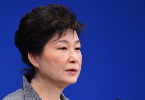 박근혜 편지가 파문을 일으키고있다. 대국민담화를 발표 하고 있는 박근혜 대통령/사진=뉴시스 제휴 