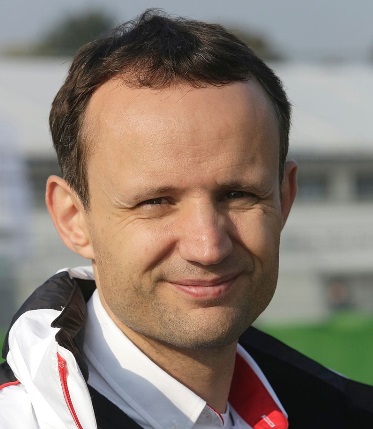 알렉산더 히트징어 포르셰 경주차 내구성 책임자가 지난 3월 애플로 이적한 사실이 드러났다. 사진=위키피디아 