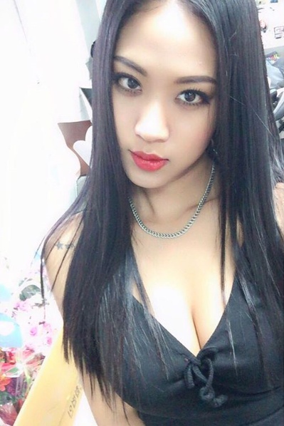 나다가 합합계의 대부 커크 김과 14일 열애 중인 사실이 전해졌다./사진=나다 인스타그램