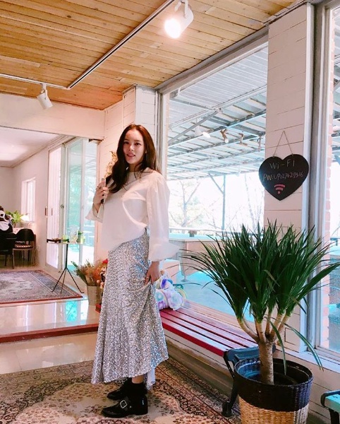 박시연이 13일 자신의 SNS에 '하숙집 딸'들 두 번째 촬영 비하인드 컷을 공개했다./사진=박시연 인스타그램 캡처