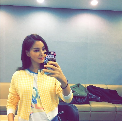 오는 27일 첫방송되는 KBS2 새 월화드라마 '완벽한 아내'에서 심재복 역으로 출연하는 고소영이 SNS에 공개한 비하인드 컷/사진=고소영 공식 인스타그램 캡처