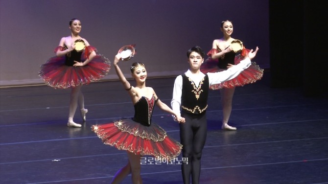 이은선 안무의 '에스메랄다'